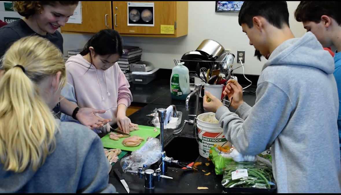 A Recipe for Success: A Look at the LHS Cooking Club